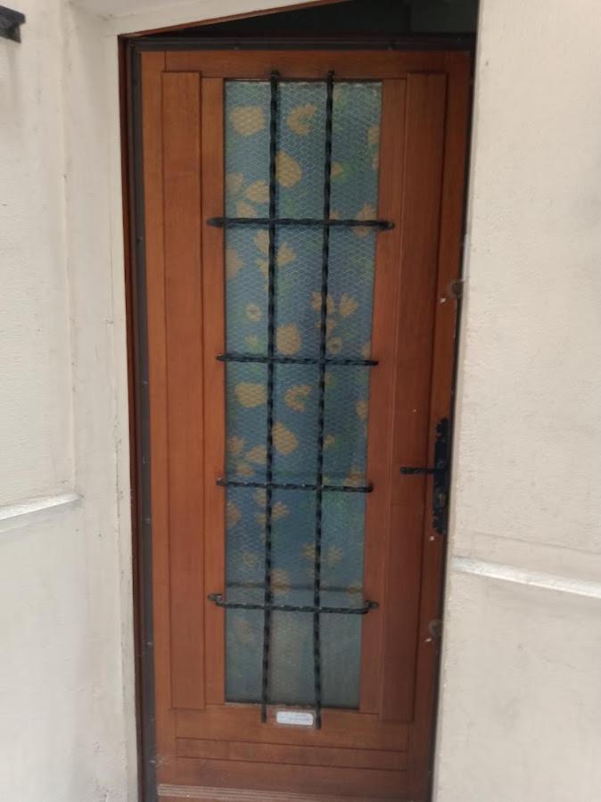 شقة Petite Maison Avec Cour Dans Les Beaux Quartiers-Vous Faites Le Menage- Very Good Prices For T-H-E Location But You Have To Clea-N Th-E Flat باريس المظهر الخارجي الصورة